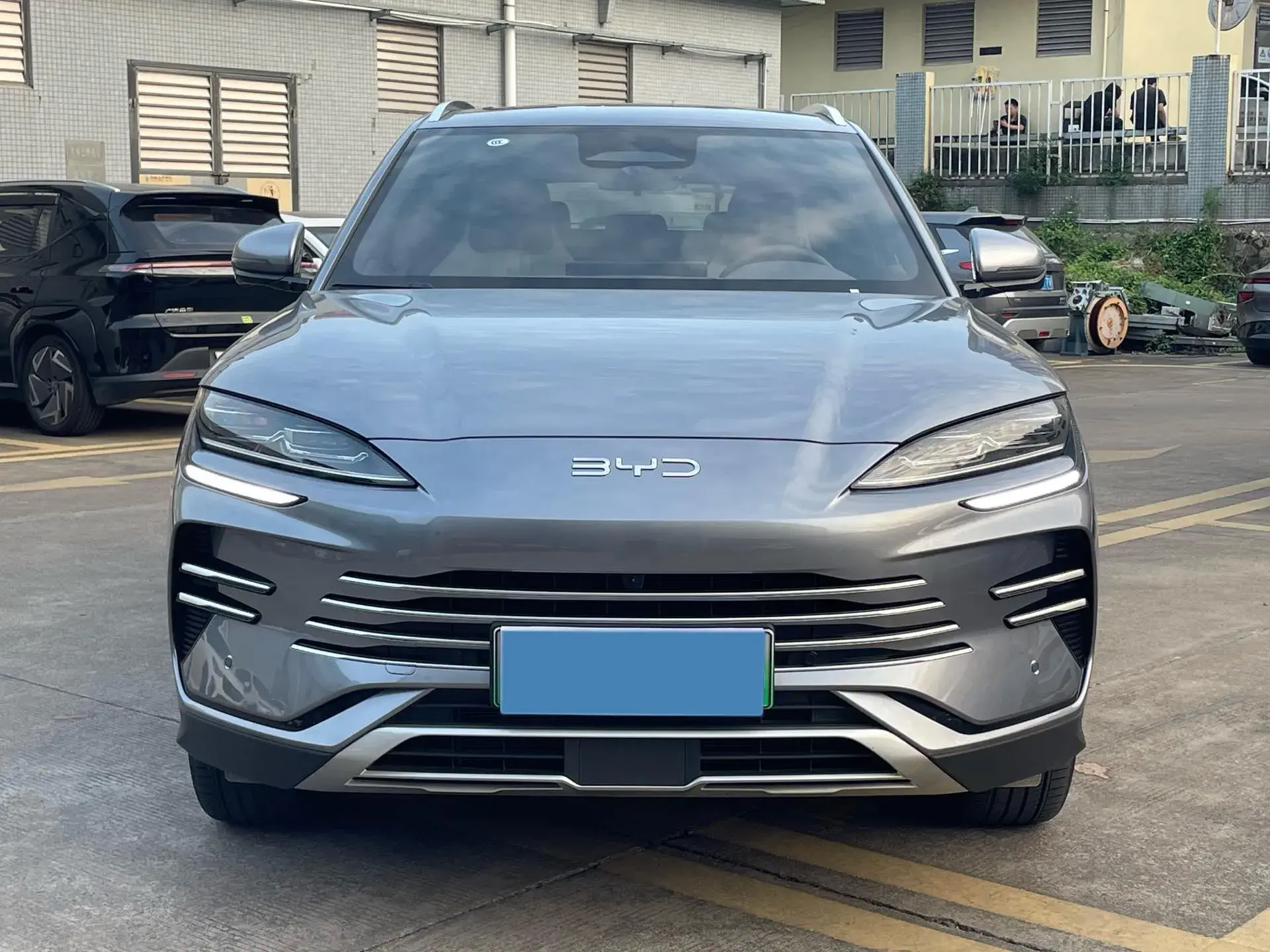 2025 BYD SONG thumbnail 2