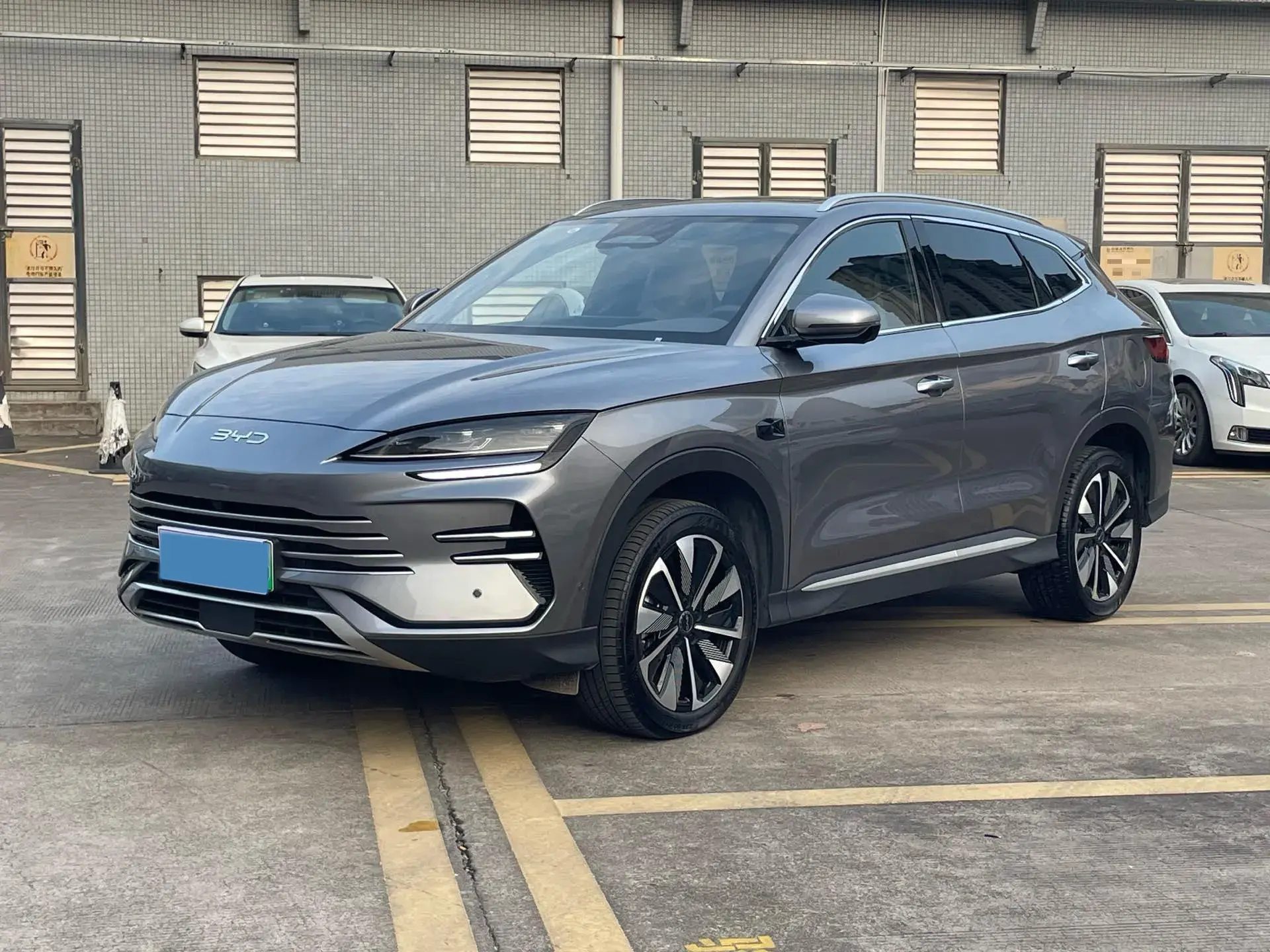 2025 BYD SONG view 1
