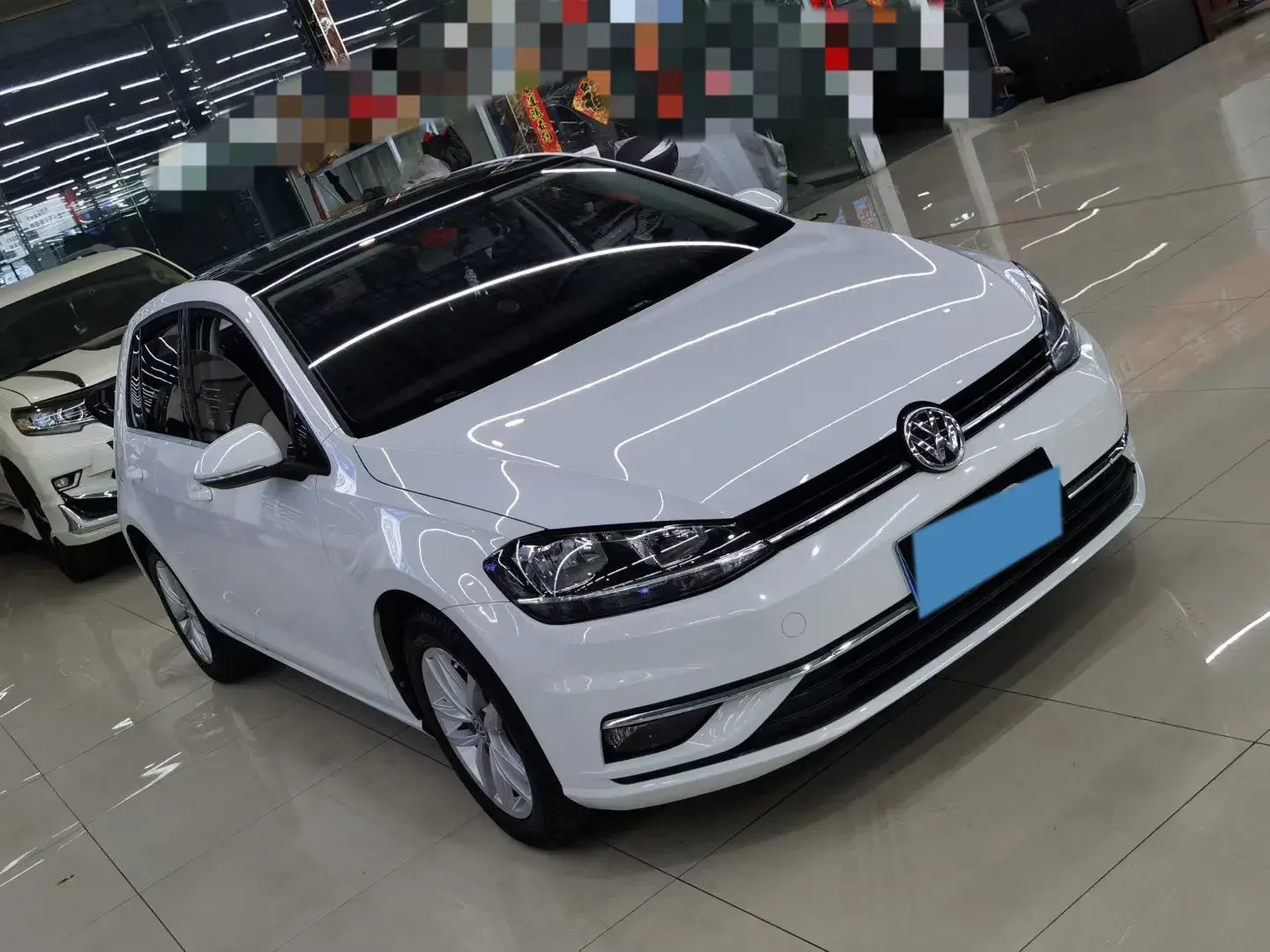 2018 VOLKSWAGEN GOLF thumbnail 3