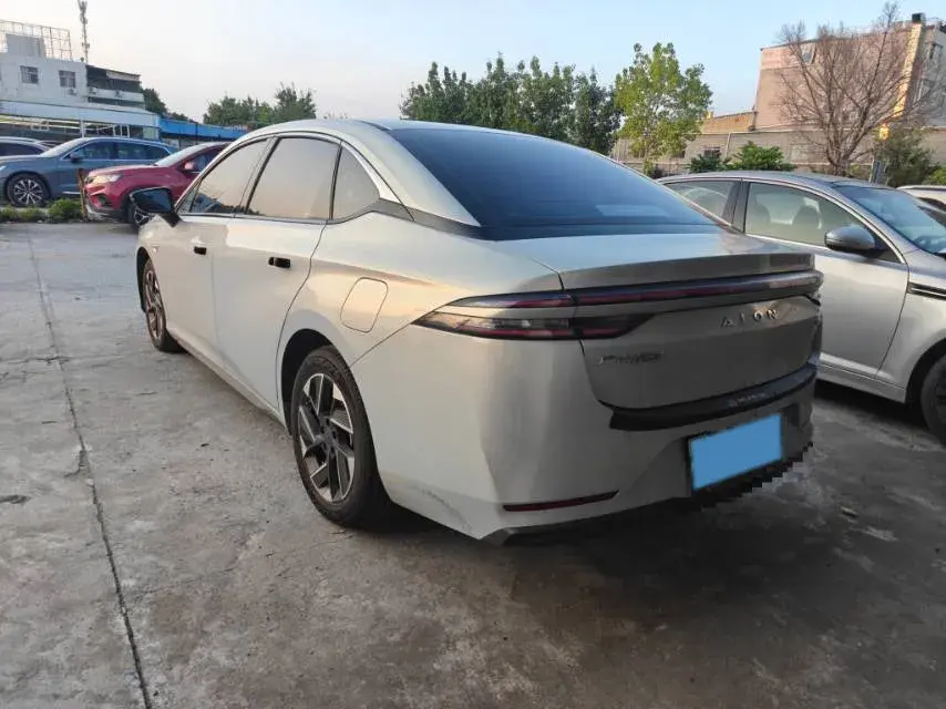 2023 AION S thumbnail 3