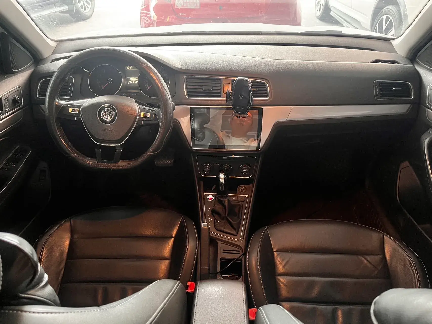 2017 VOLKSWAGEN LAVIDA thumbnail 4