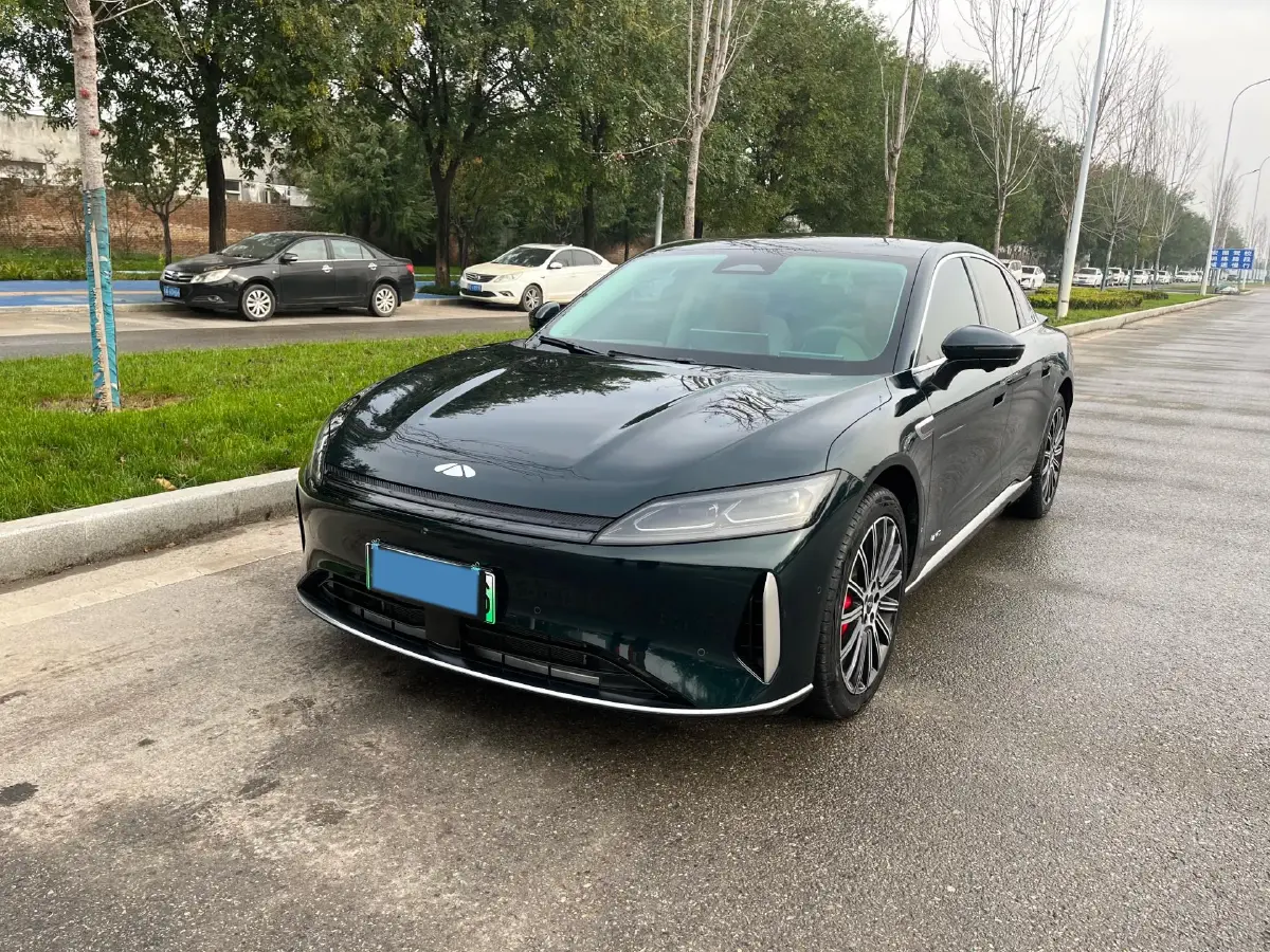 2025 Fulwin FulwinA9L 1.5T 156HP L4 1DHT PHEV