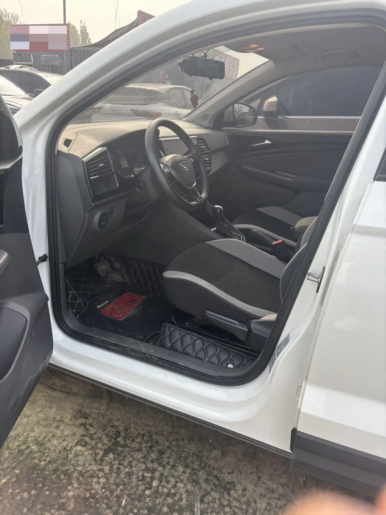 2019 JETTA VS5 thumbnail 3