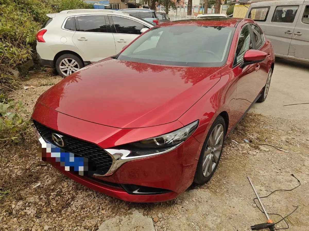 2022 Mazda 3 Axela 2.0L 158HP L4 6AT