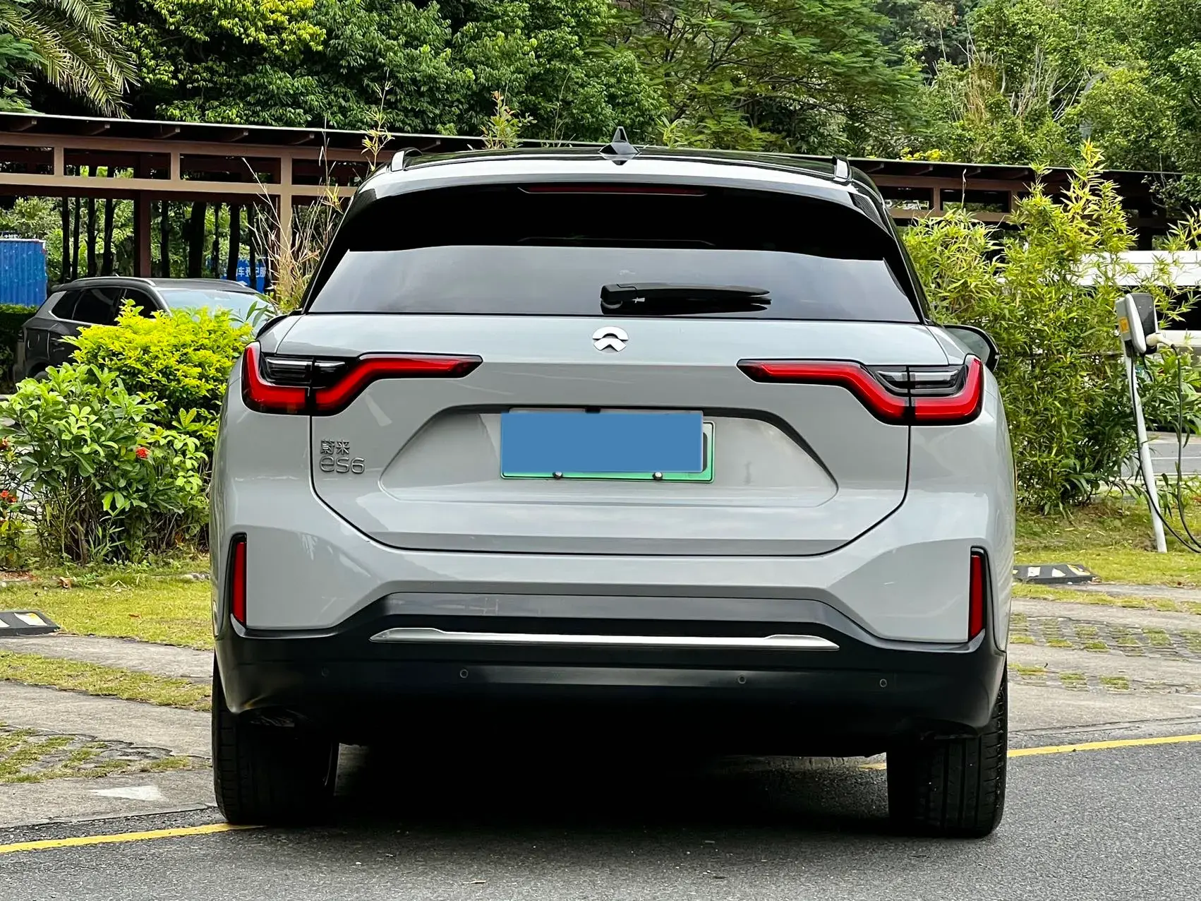 2022 NIO ES6 thumbnail 4