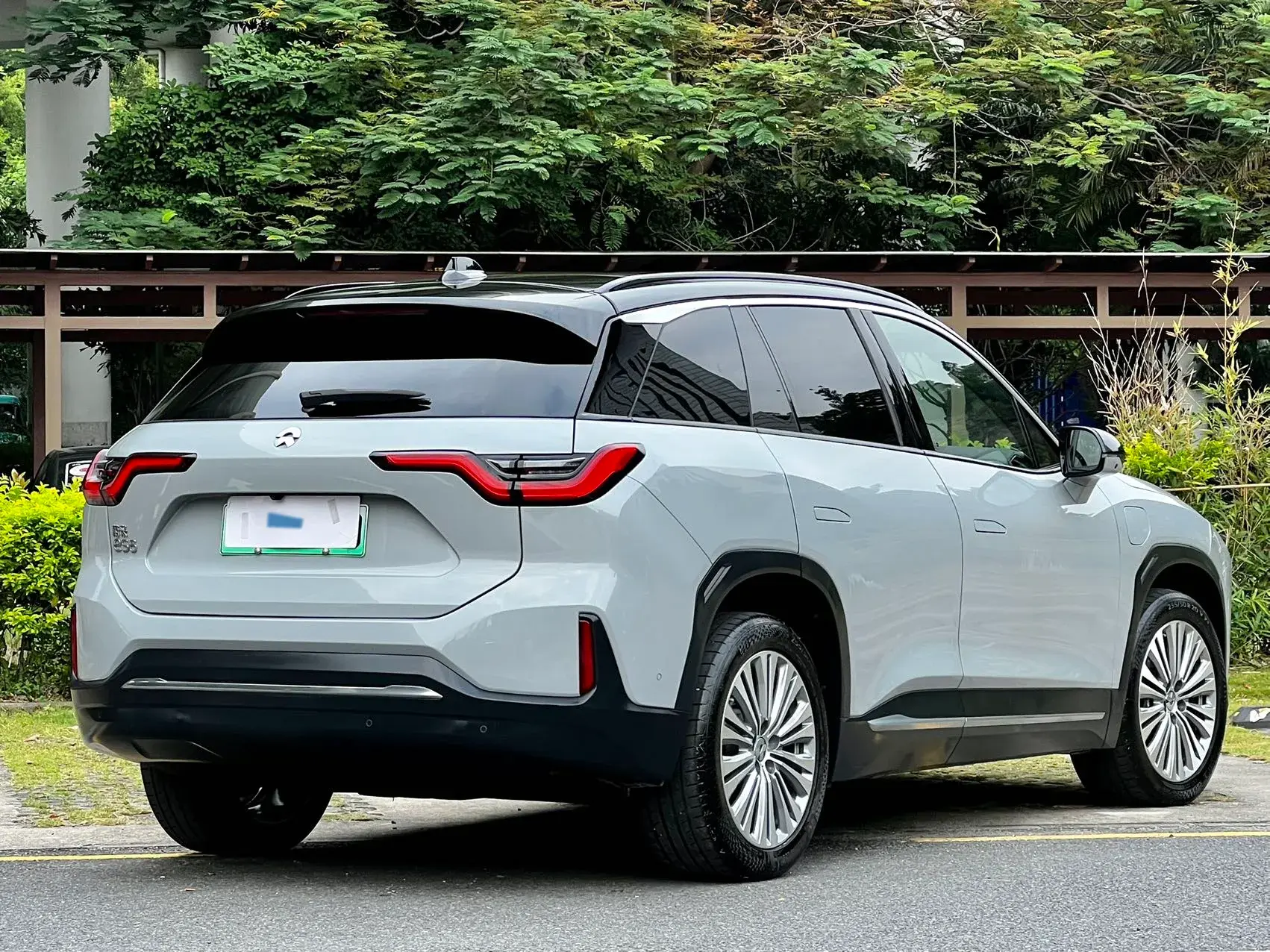 2022 NIO ES6 thumbnail 3