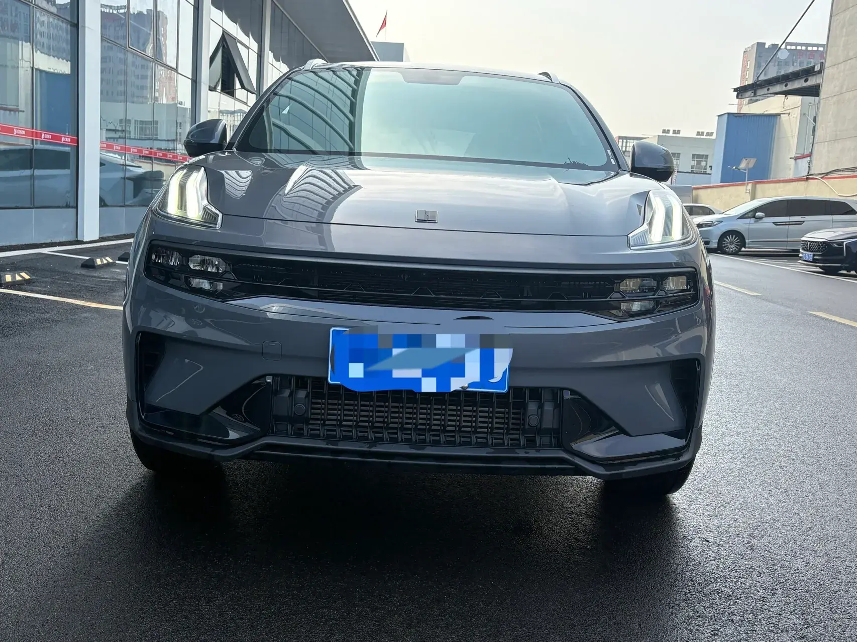 2023 LYNK&CO 06 thumbnail 2