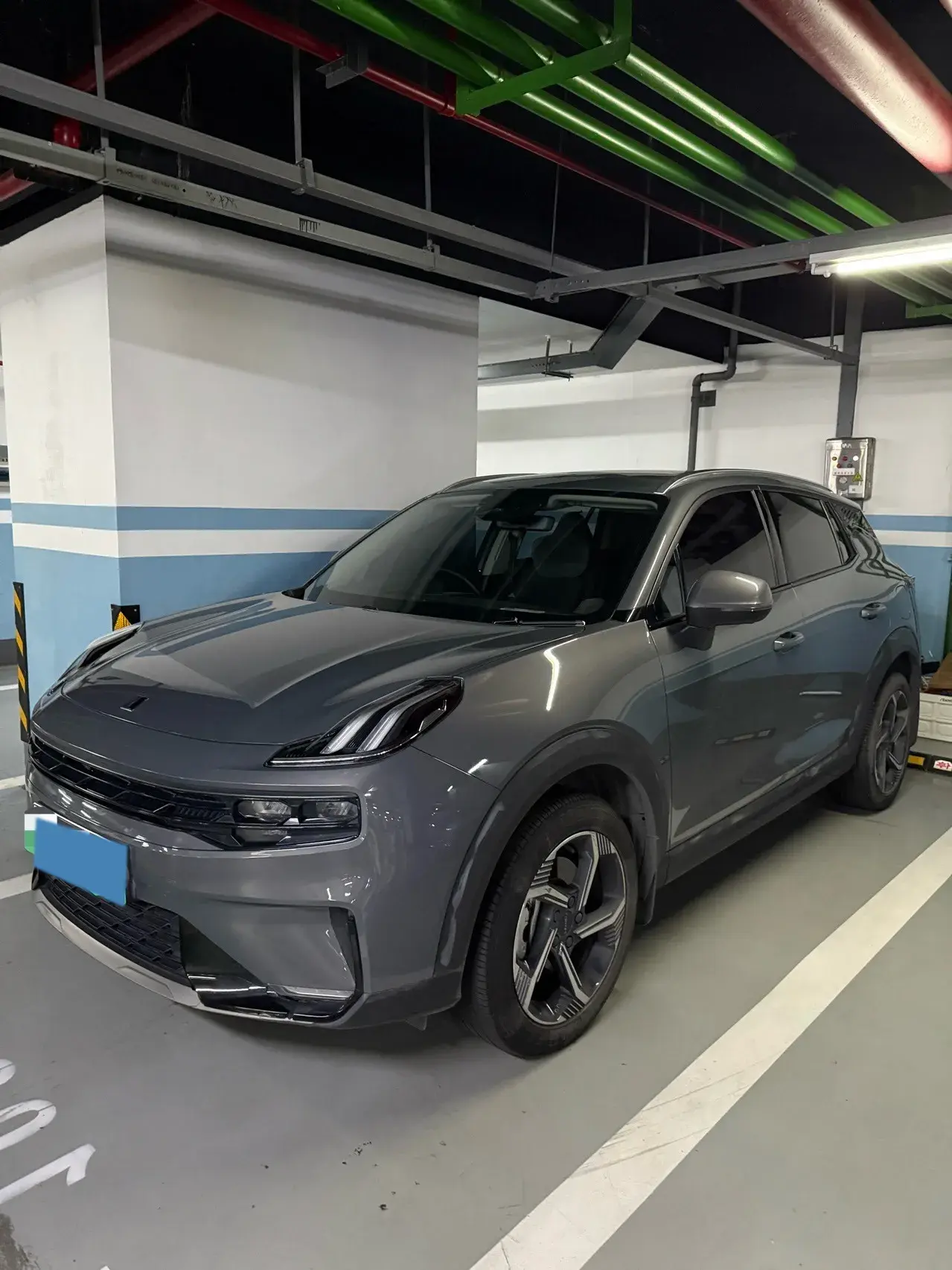 2022 LYNK&CO 06 view 1
