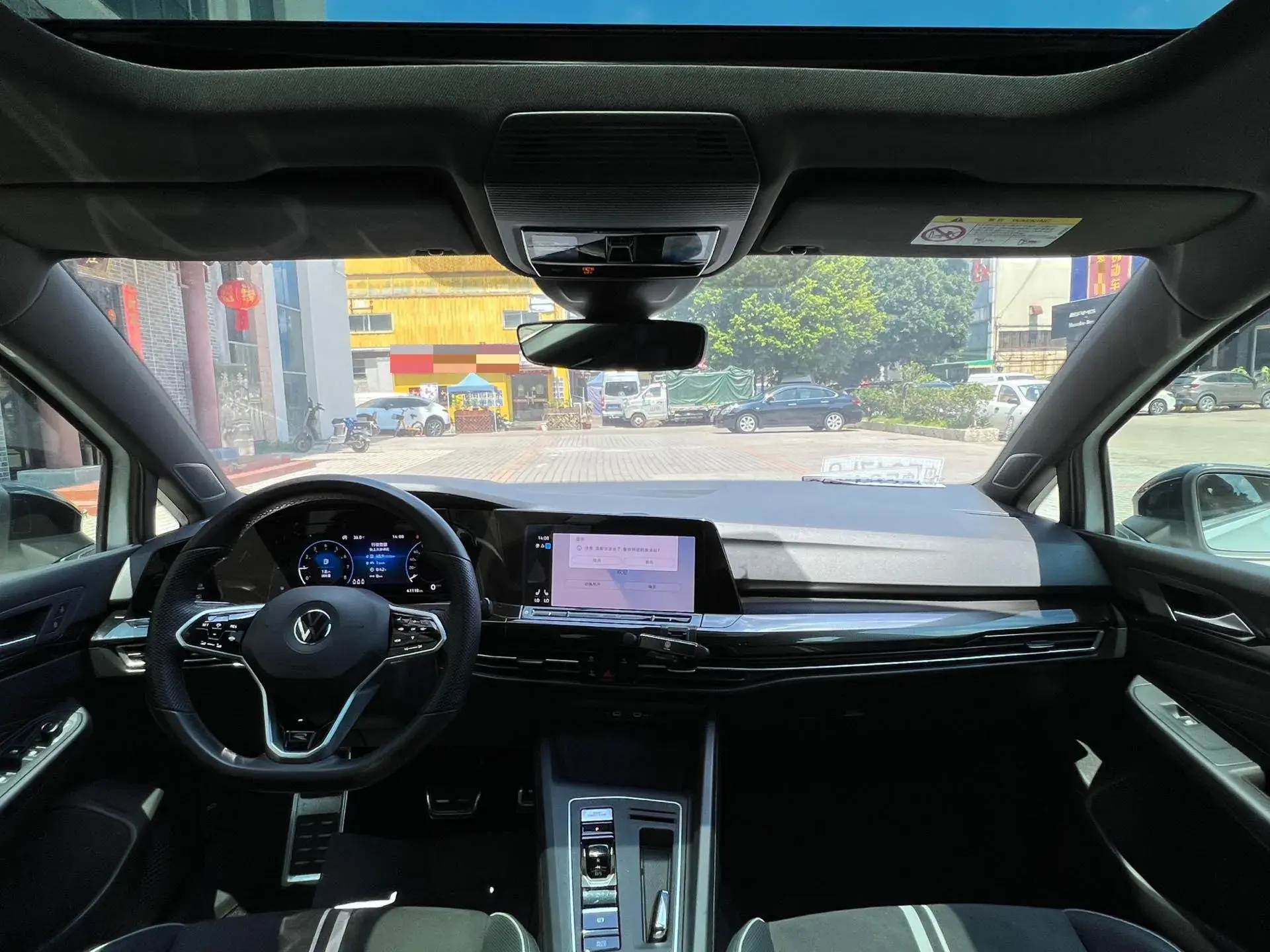 2023 VOLKSWAGEN GOLF thumbnail 4