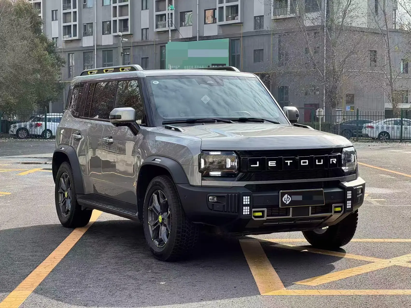 2023 JETOUR TRAVELLER thumbnail 2