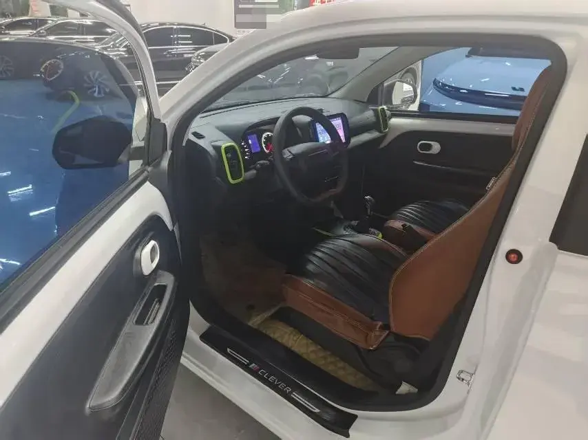 2021 ROEWE CLEVER thumbnail 4