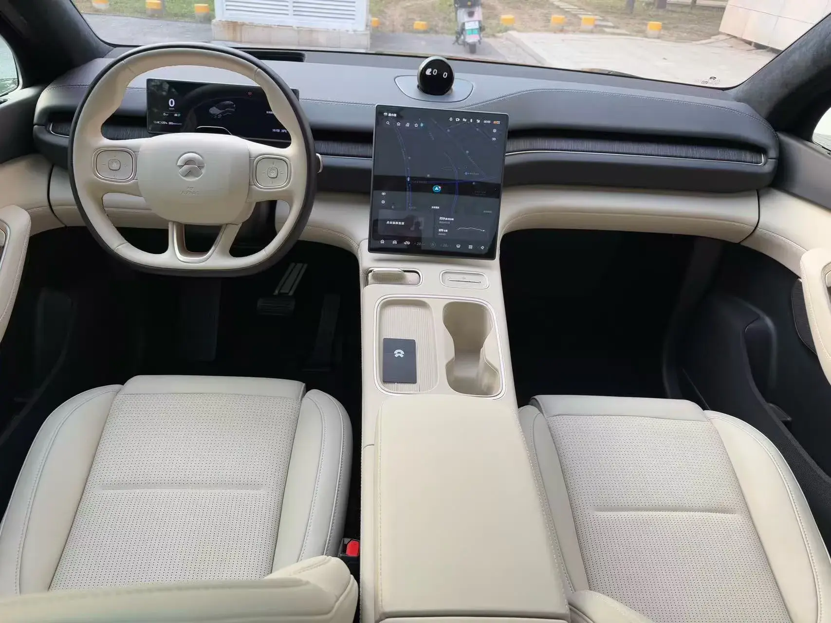 2024 NIO ES6 thumbnail 4