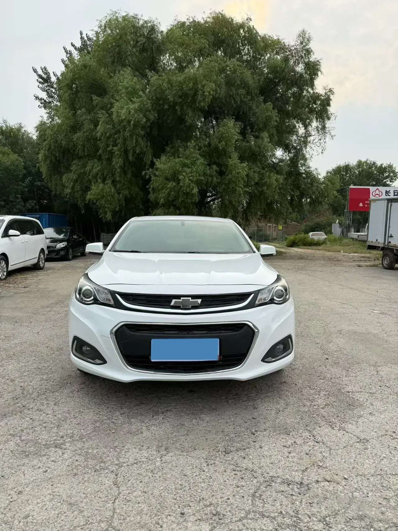 2018 CHEVROLET MALIBU thumbnail 3