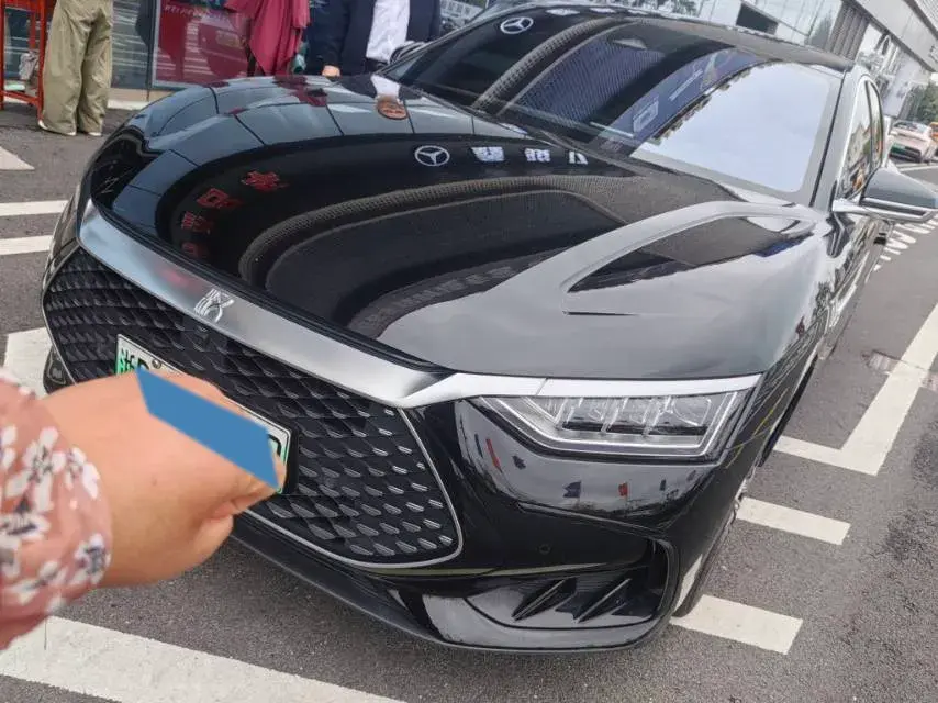 2022 BYD HAN thumbnail 2