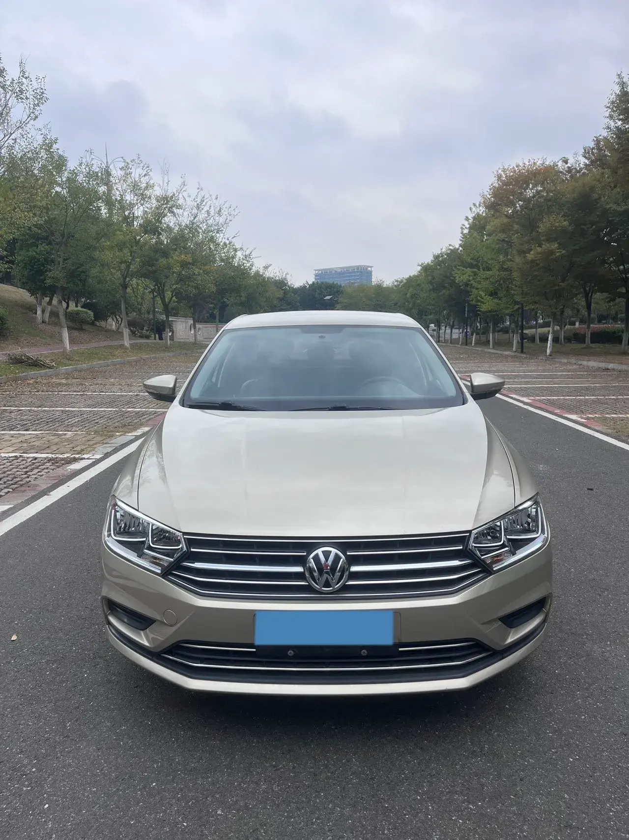 2018 VOLKSWAGEN BORA thumbnail 2