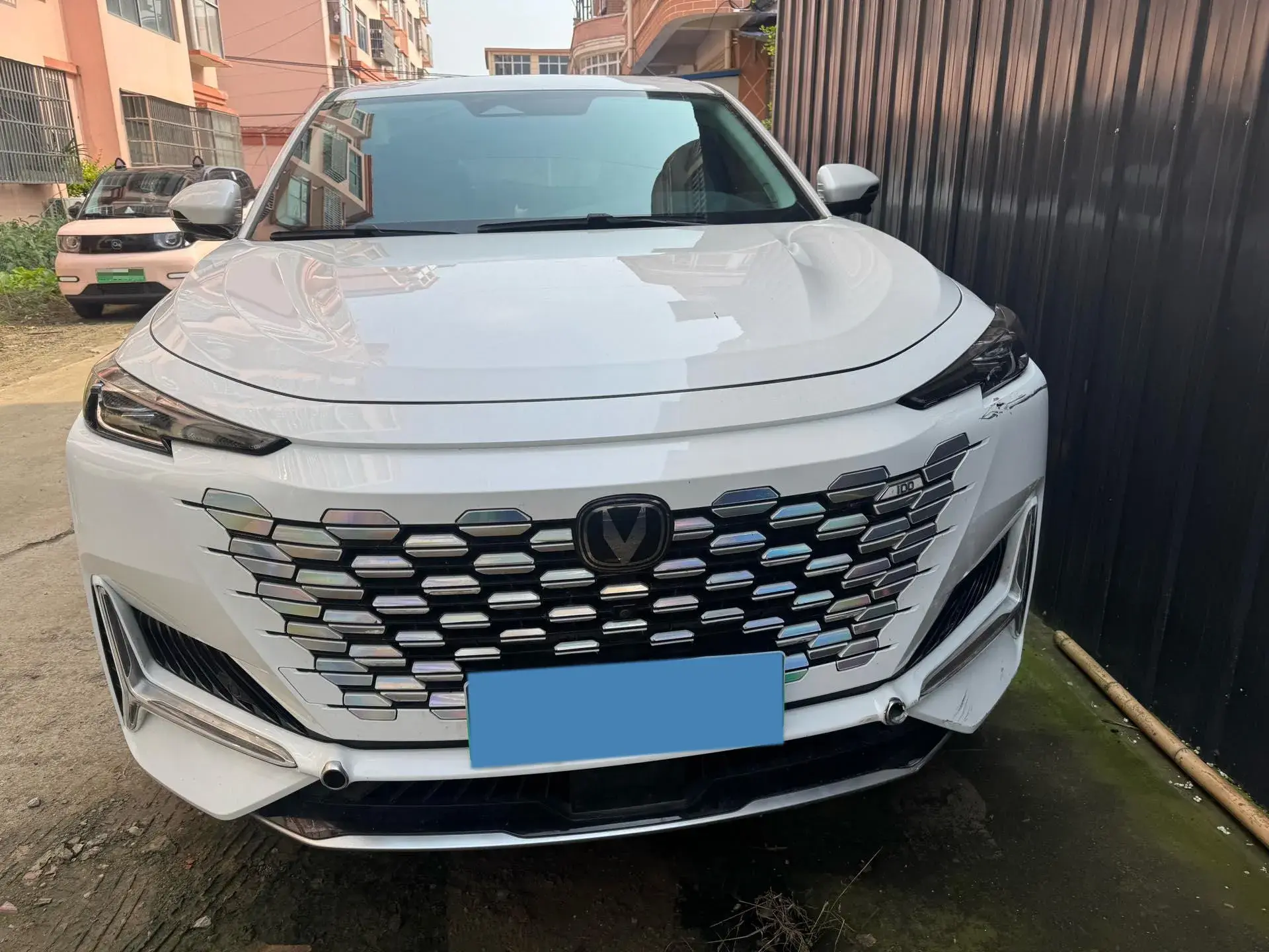 2023 CHANGAN UNI-K thumbnail 2