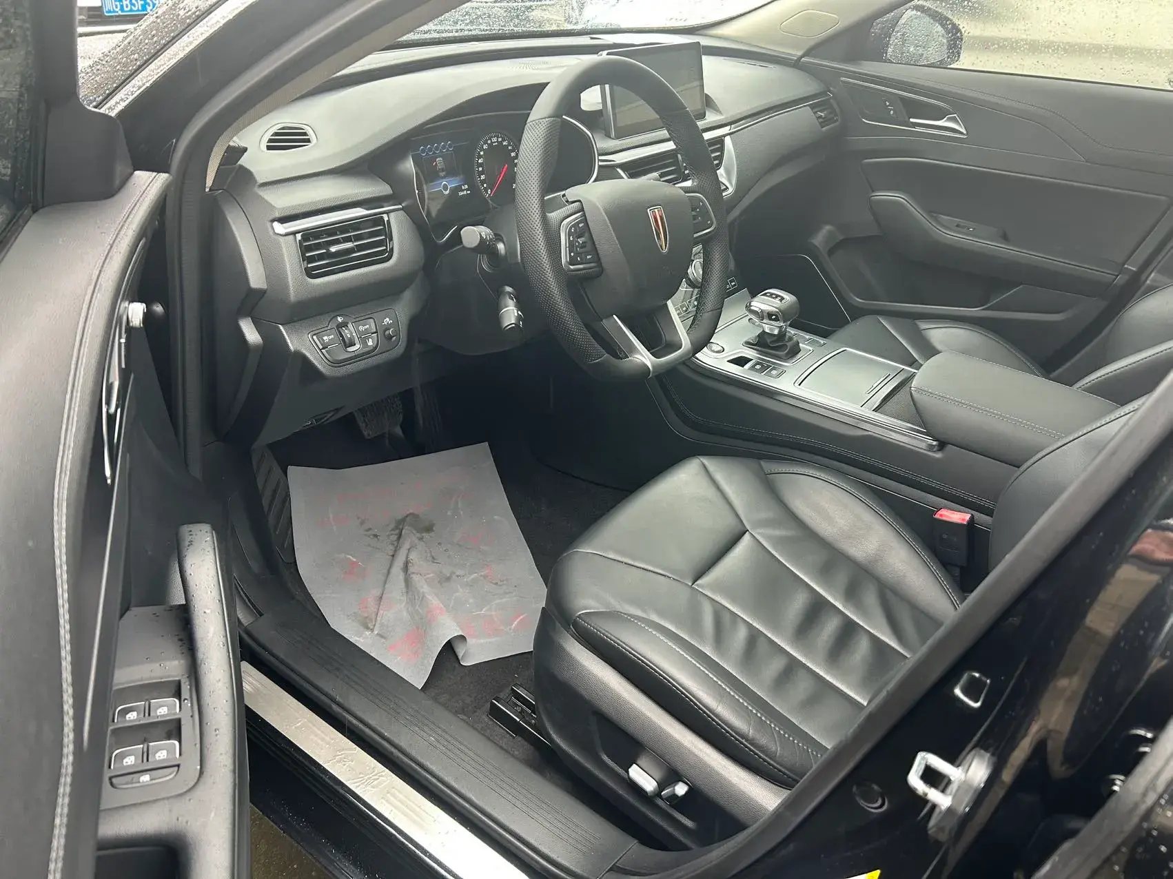 2020 HONGQI H5 thumbnail 4