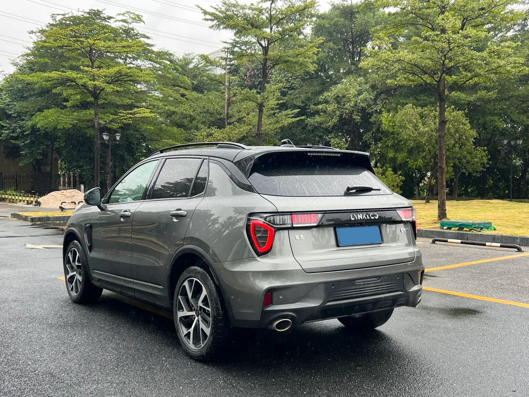 2021 LYNK&CO 01 thumbnail 4