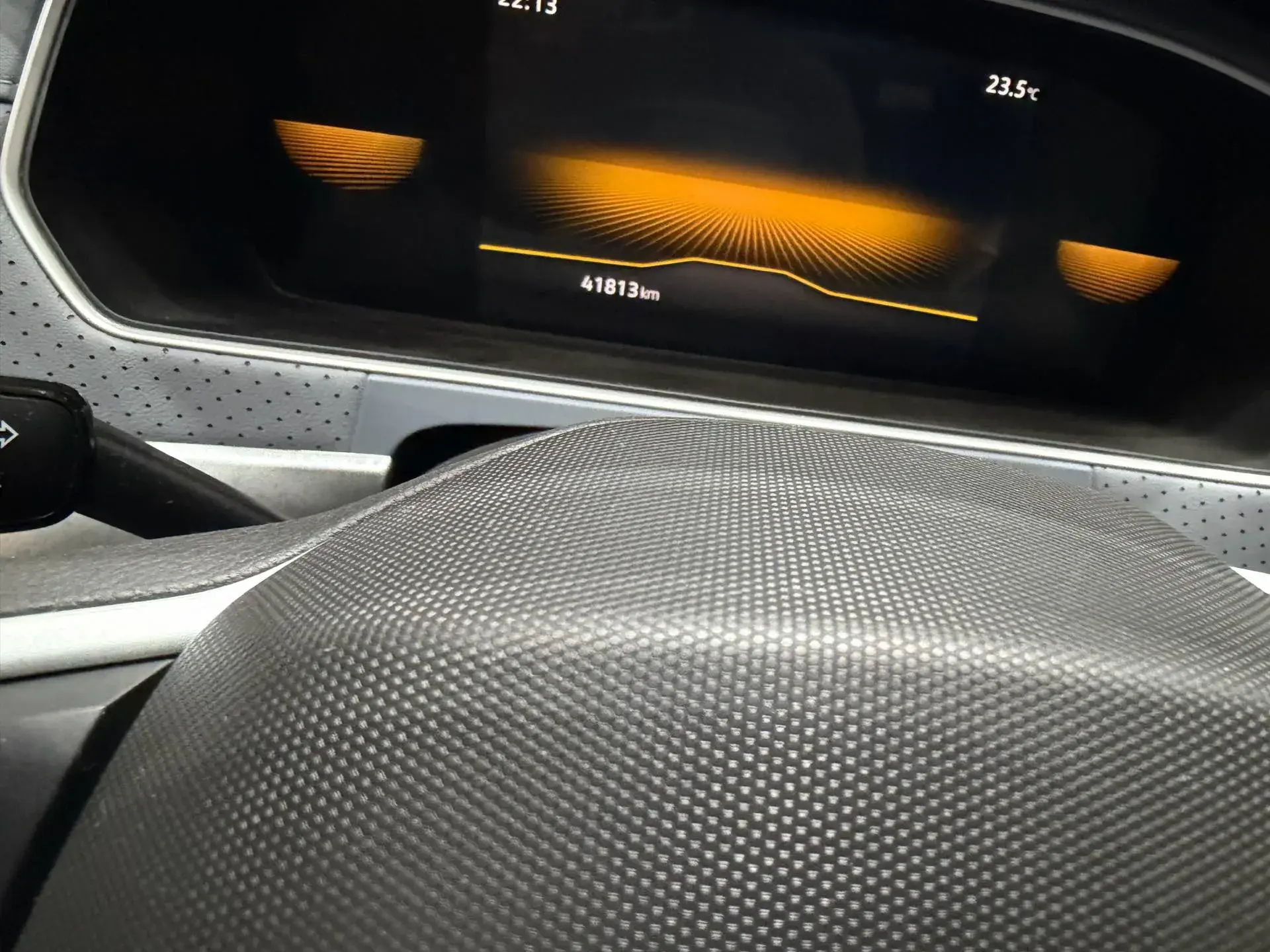 2023 VOLKSWAGEN LAVIDA thumbnail 3