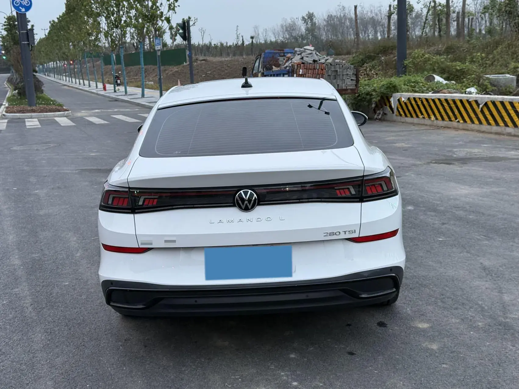 2022 VOLKSWAGEN LAMANDO thumbnail 4