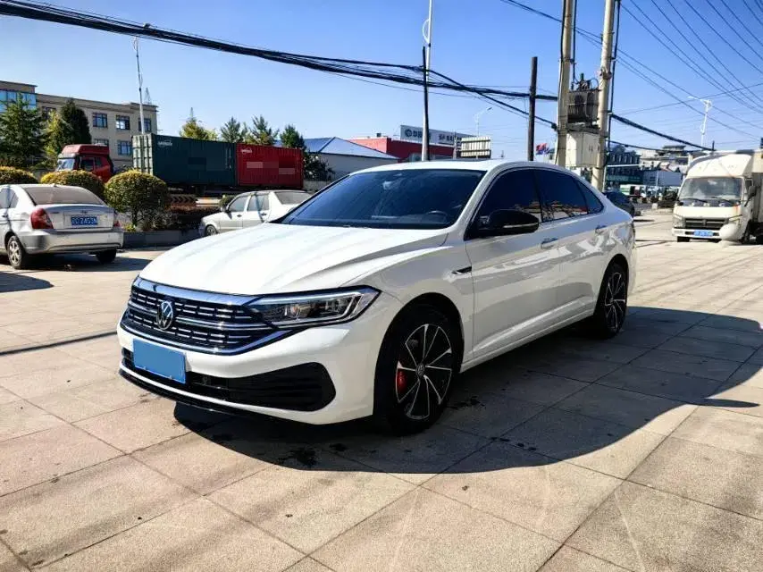 2023 Volkswagen Sagitar 1.4T 150HP L4 7DCT