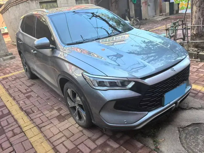 2023 BYD SONG thumbnail 4