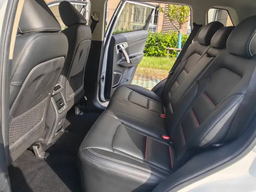 2020 GEELY AZKARRA thumbnail 4