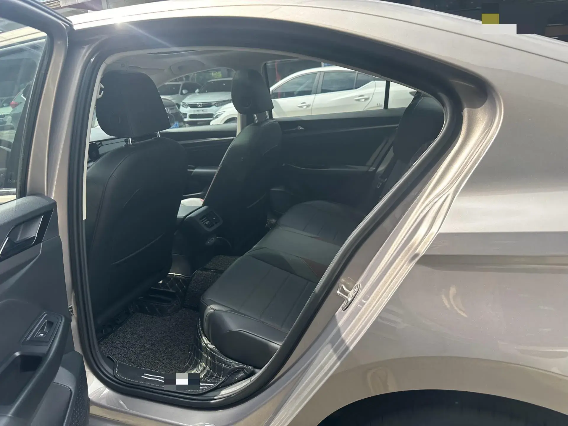 2021 VOLKSWAGEN BORA thumbnail 3