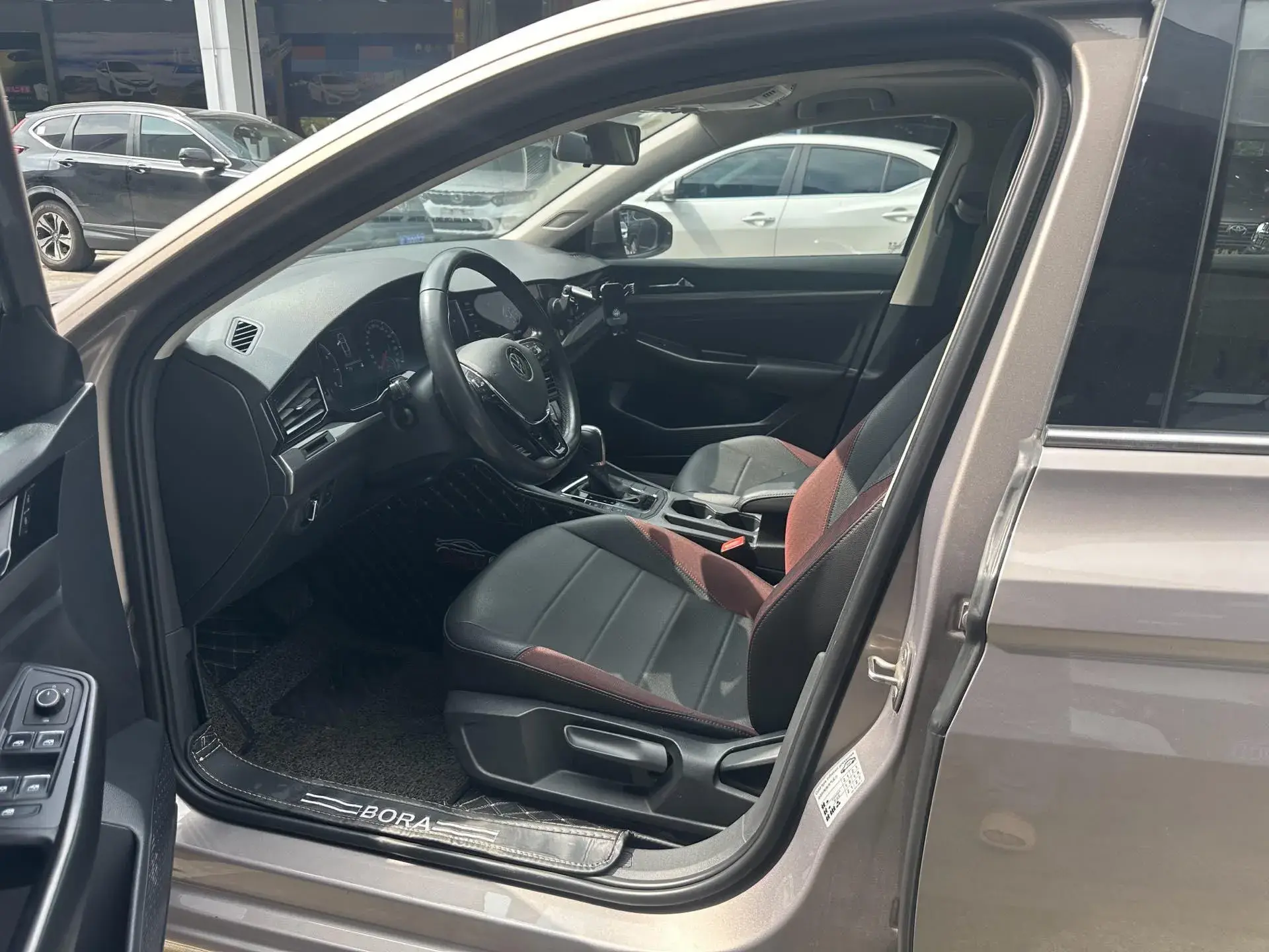 2021 VOLKSWAGEN BORA thumbnail 2