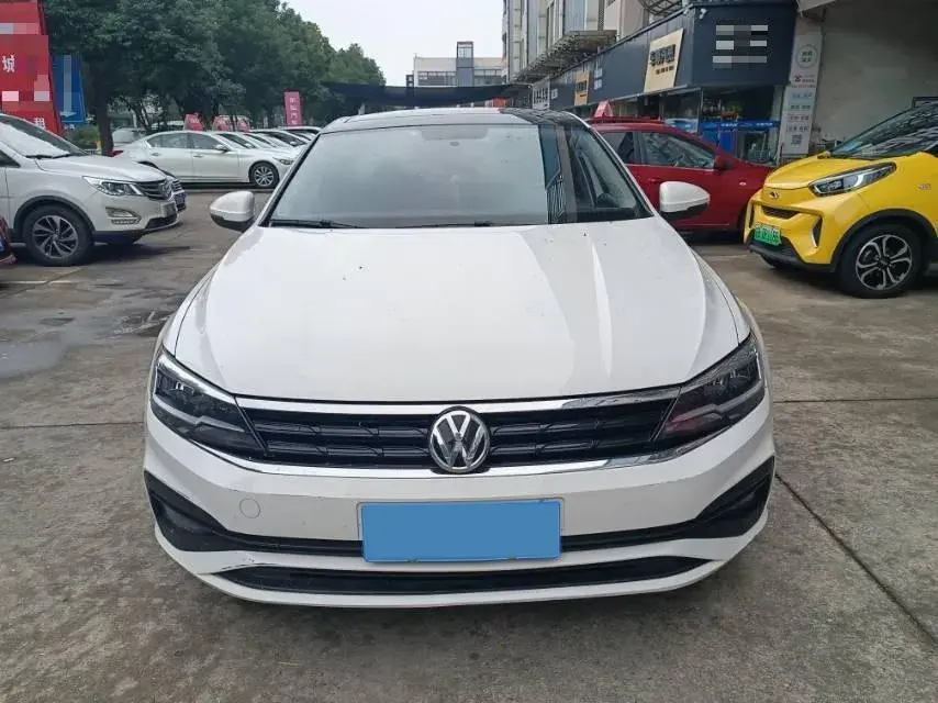 2021 VOLKSWAGEN LAMANDO thumbnail 2