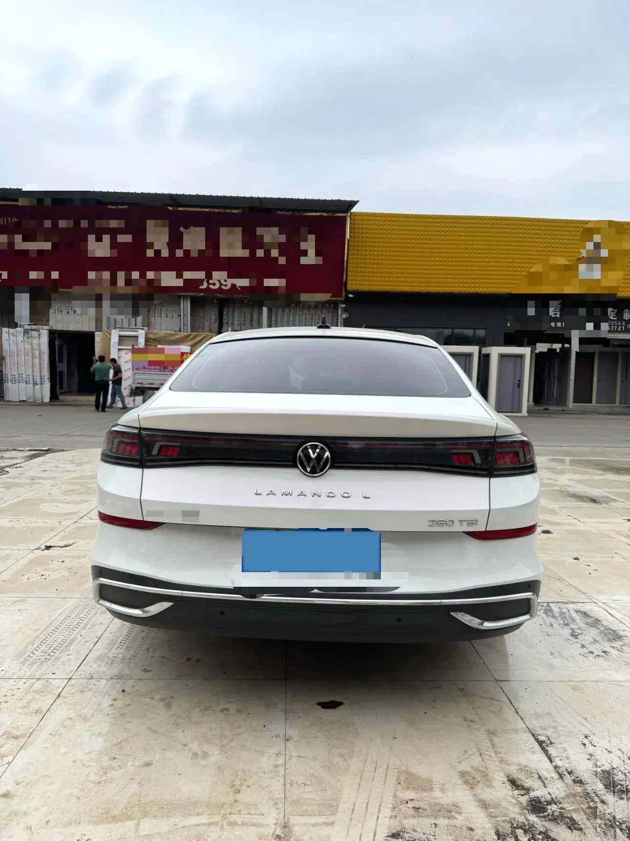 2022 VOLKSWAGEN LAMANDO thumbnail 4