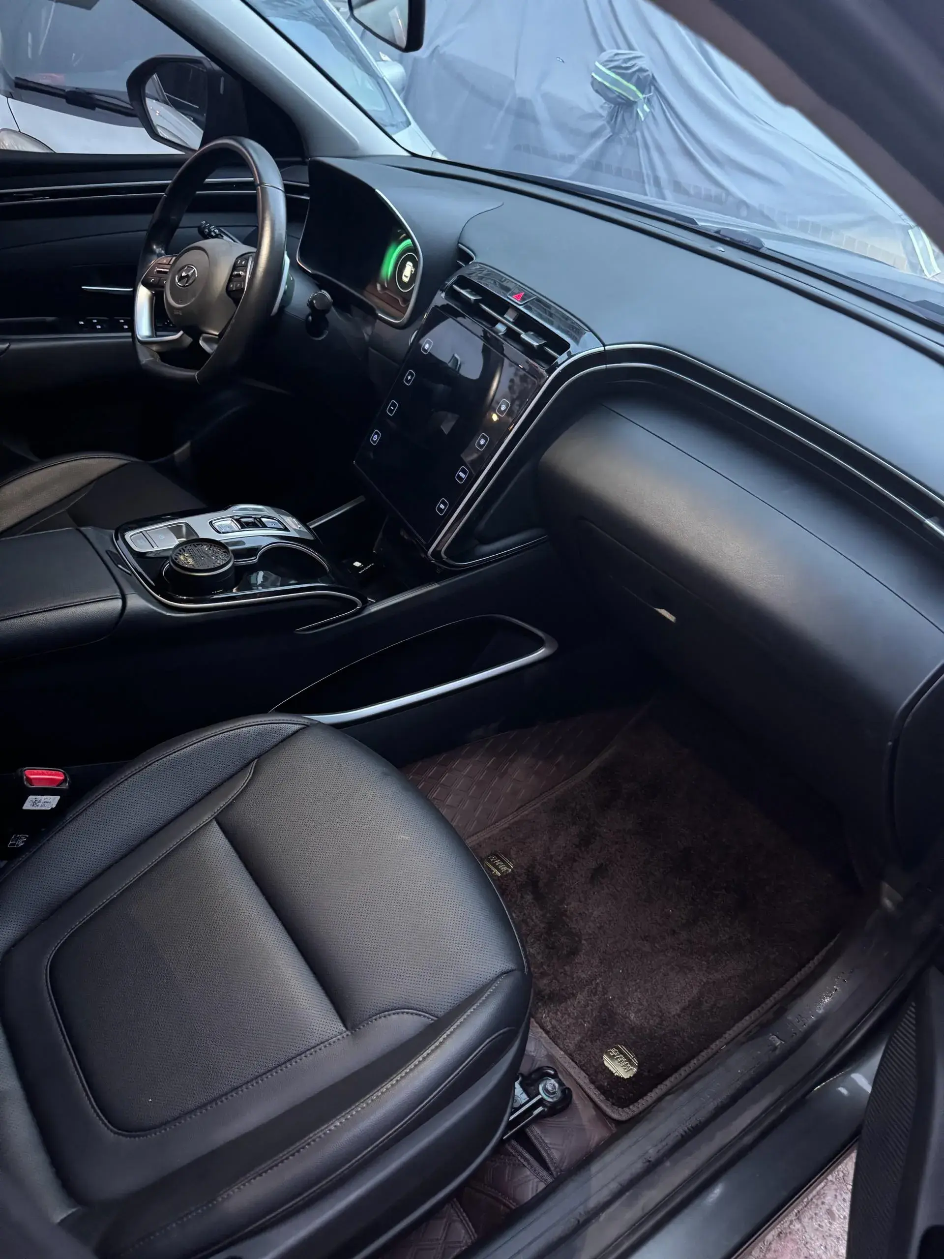 2021 HYUNDAI TUCSON thumbnail 4