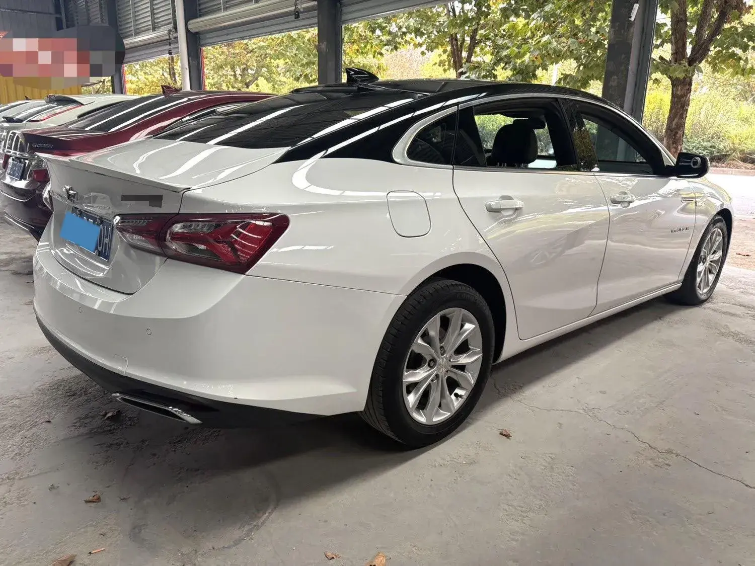 2019 CHEVROLET MALIBU thumbnail 4