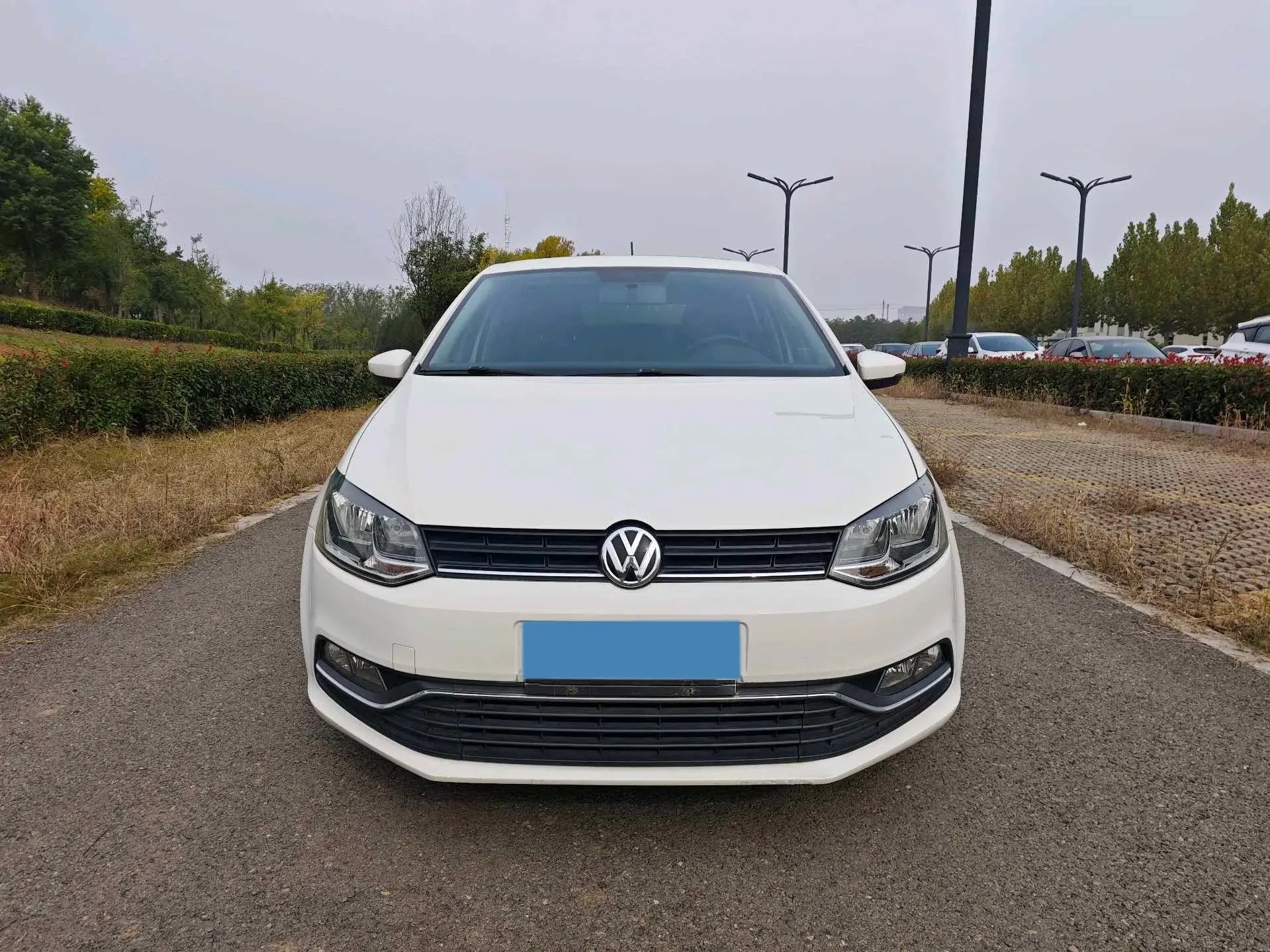 2018 VOLKSWAGEN POLO thumbnail 2