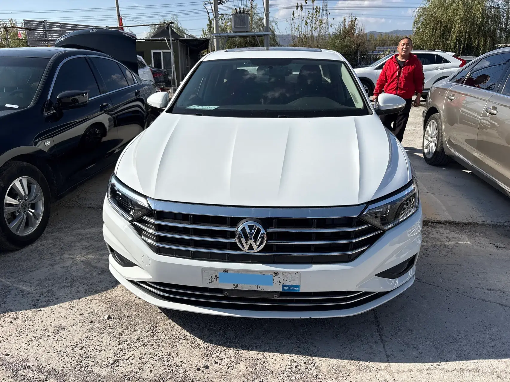 2020 VOLKSWAGEN SAGITAR thumbnail 2