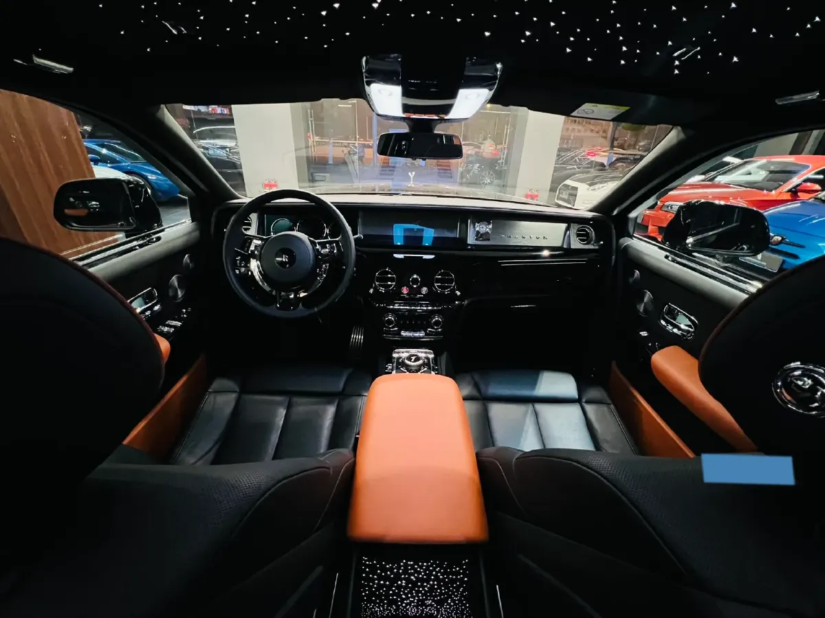 2018 Rolls-Royce Phantom 6.7T 571HP V12 8AT,autocango,china used car exporter,china ev exporter,chinese used car exporter,chinese used ev exporter