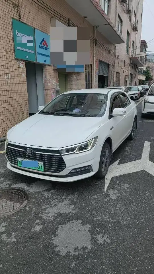 2019 BYD QIN view 1