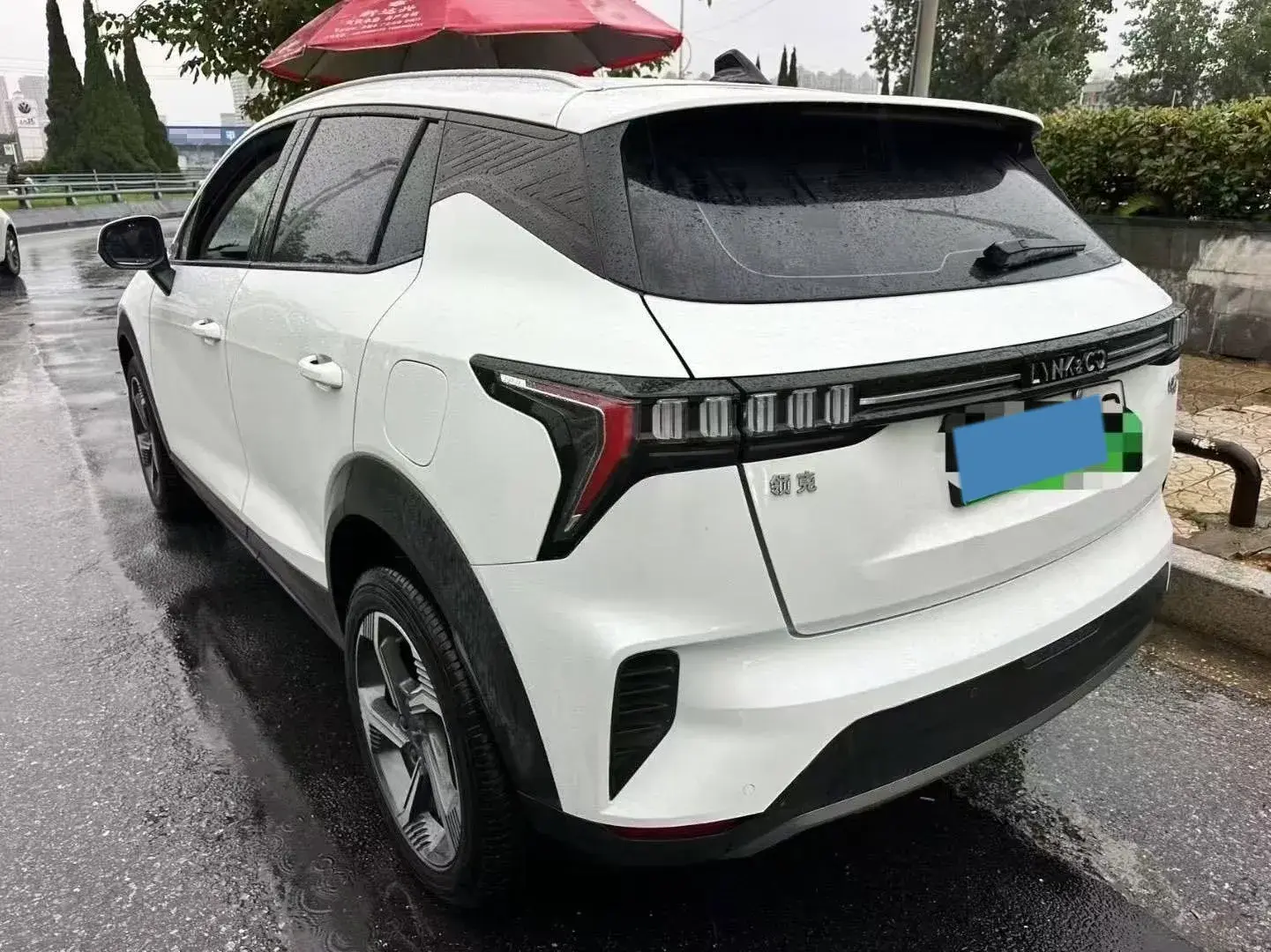 2020 LYNK&CO 06 thumbnail 4