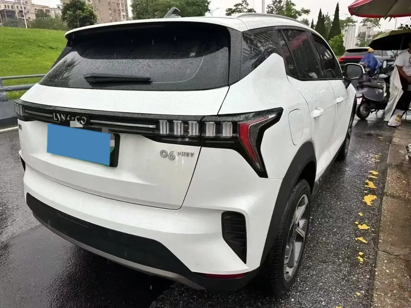 2020 LYNK&CO 06 thumbnail 3