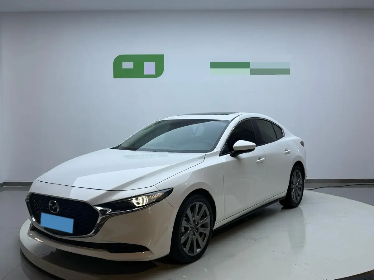 2021 Mazda 3 Axela 2.0L 158HP L4 6AT