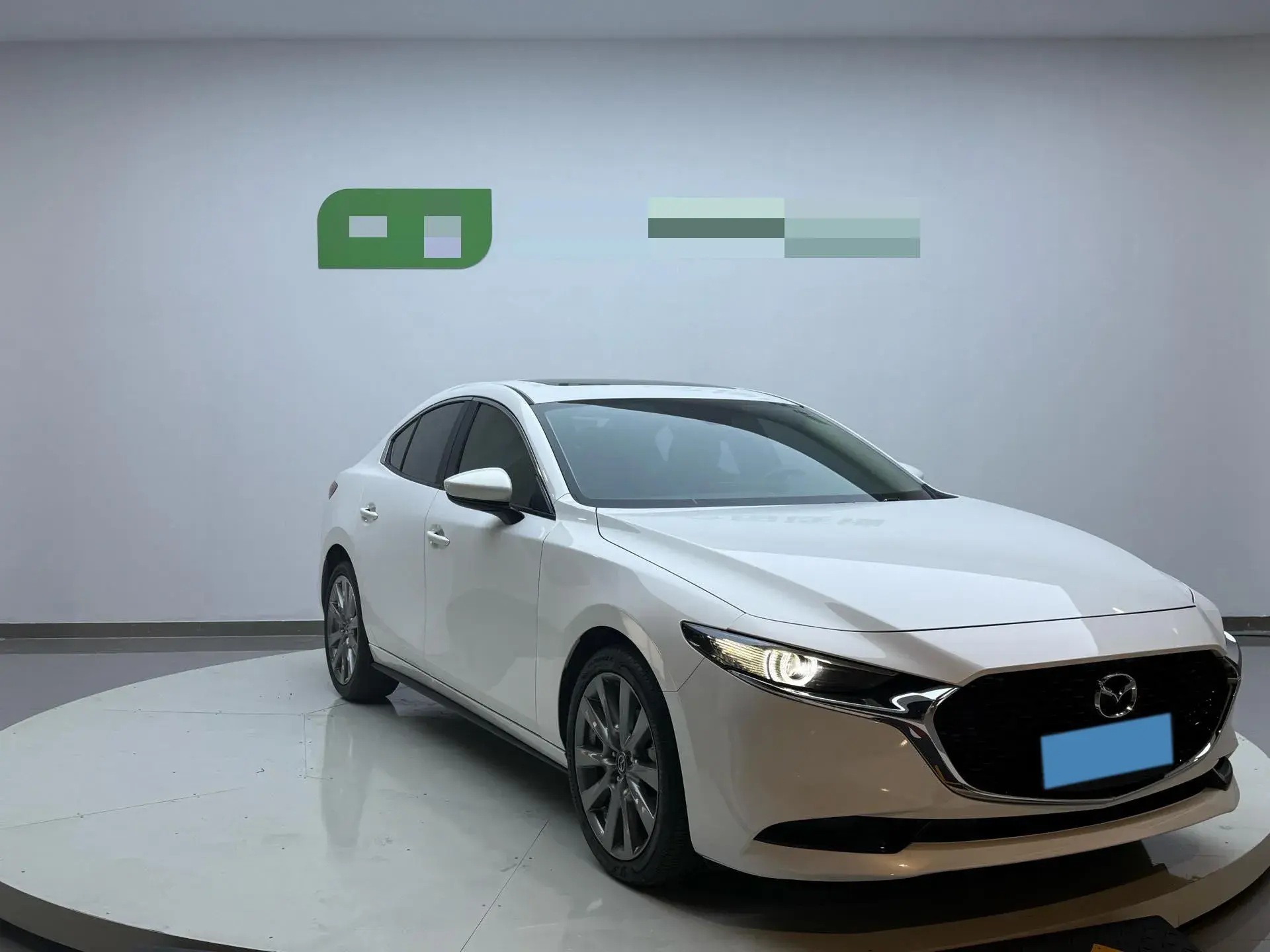 2021 MAZDA 3 thumbnail 3