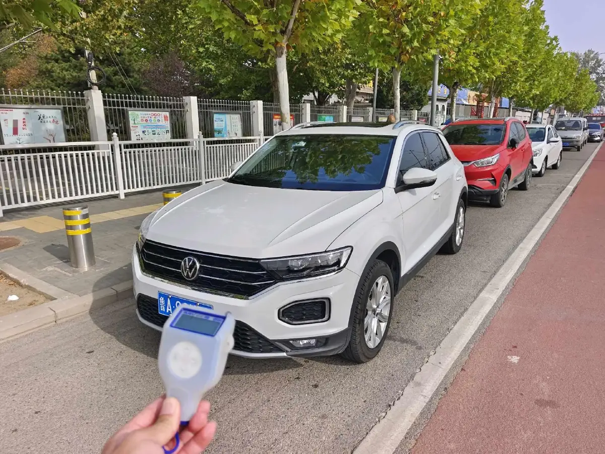 2021 Volkswagen T-Roc 1.4T 150HP L4 7DCT