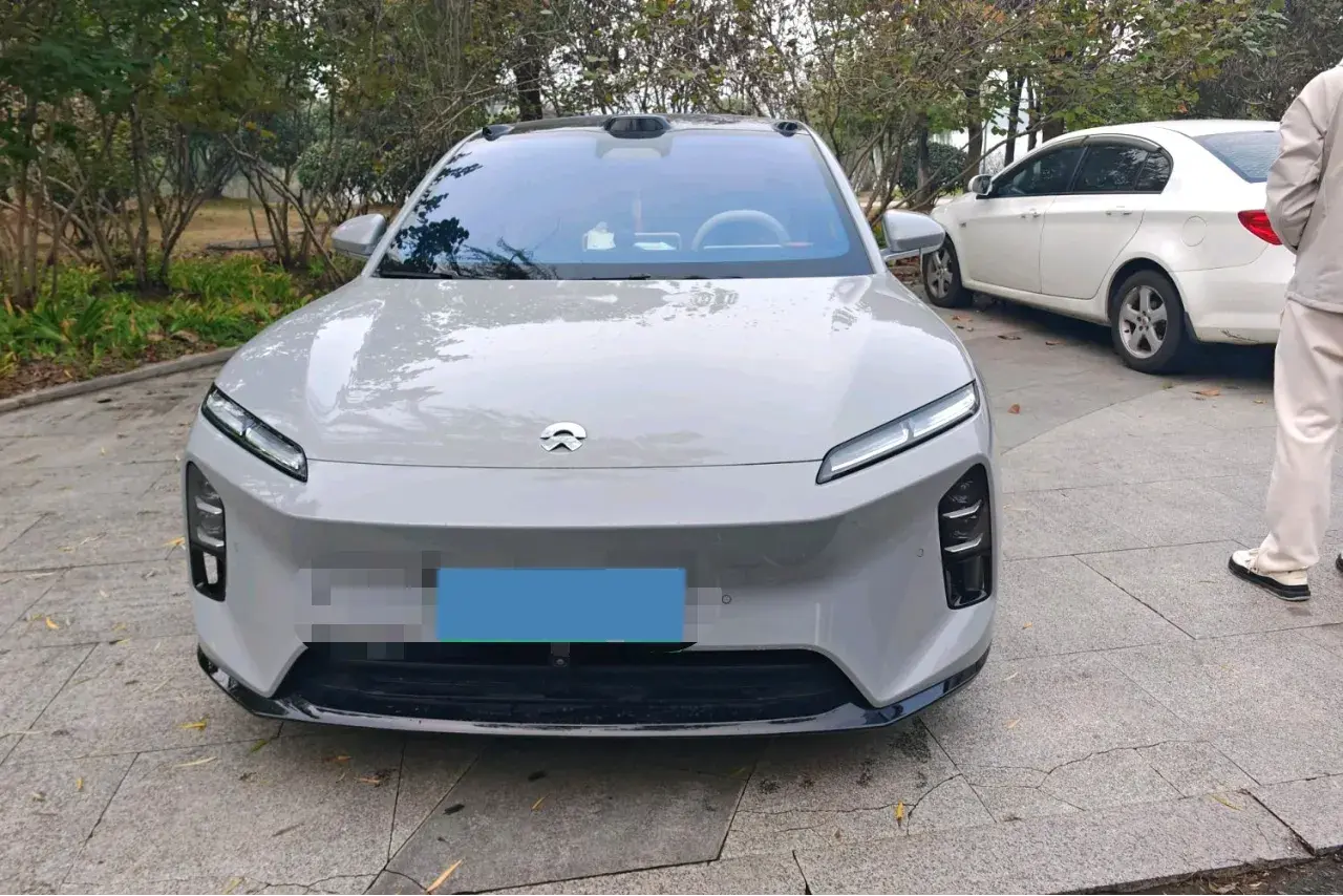 2025 NIO ET5T thumbnail 2