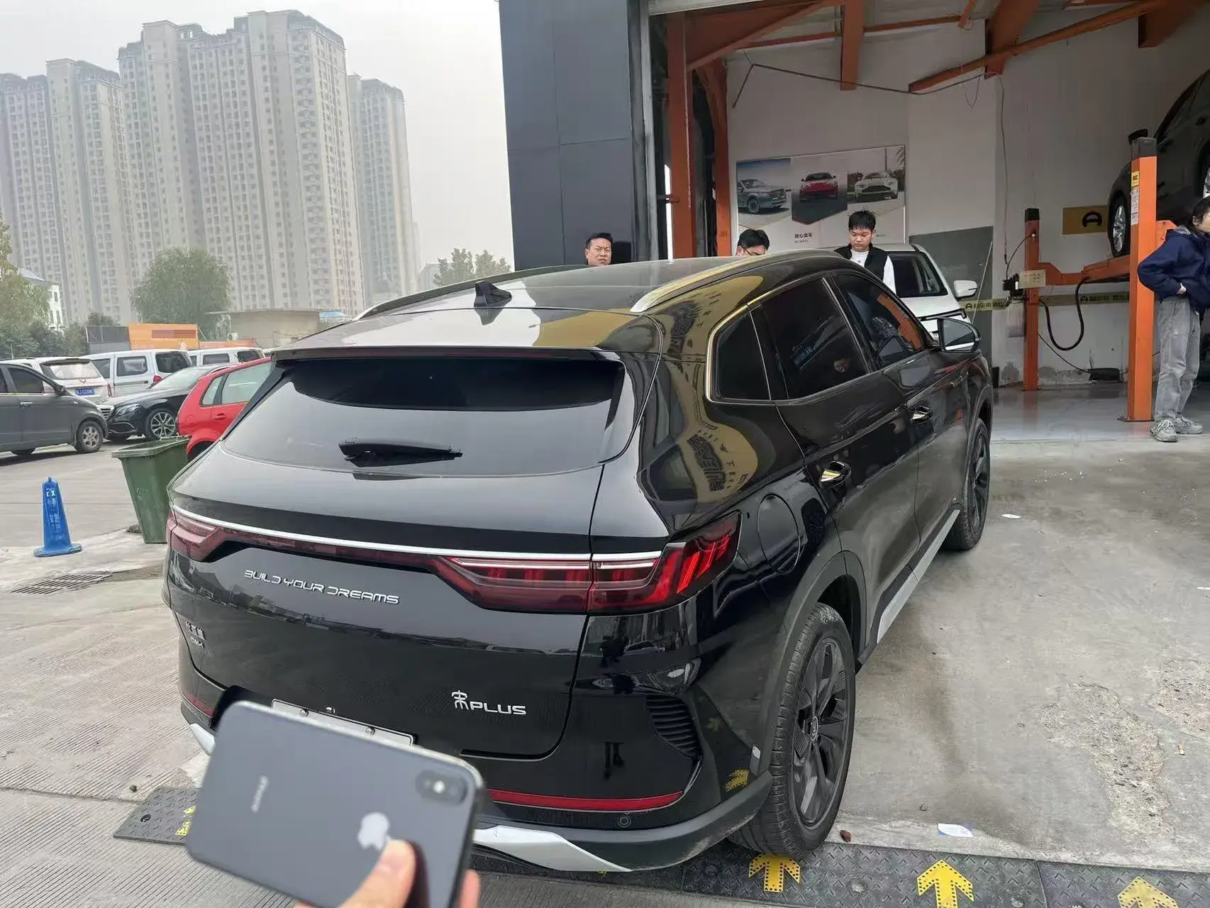 2023 BYD SONG thumbnail 3