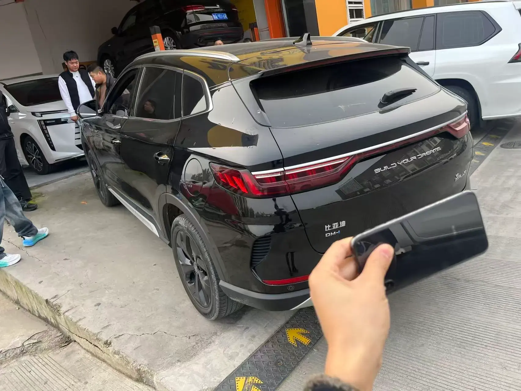 2023 BYD SONG thumbnail 2