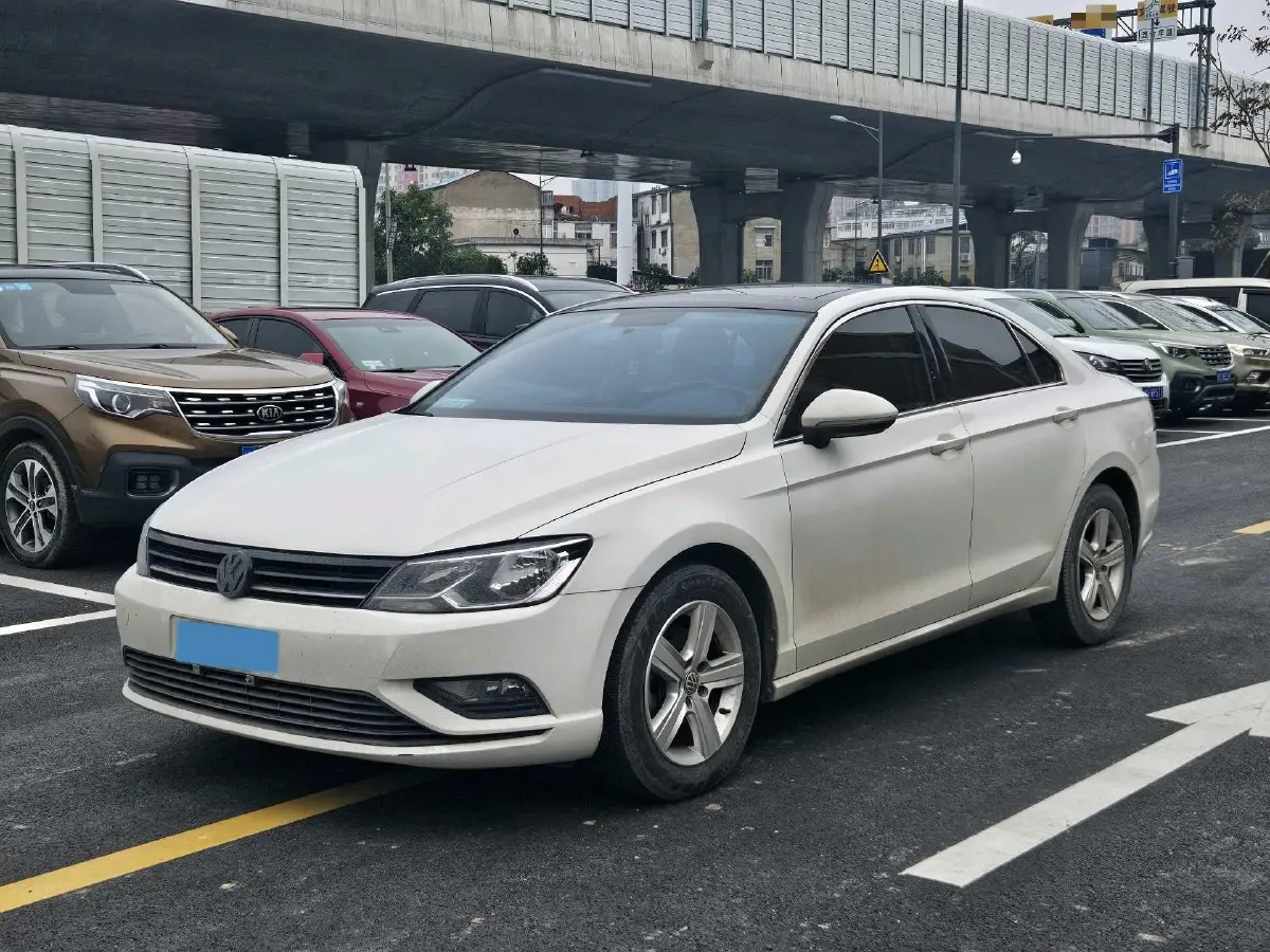 2018 Volkswagen Lamando 1.4T 131HP L4 7DCT