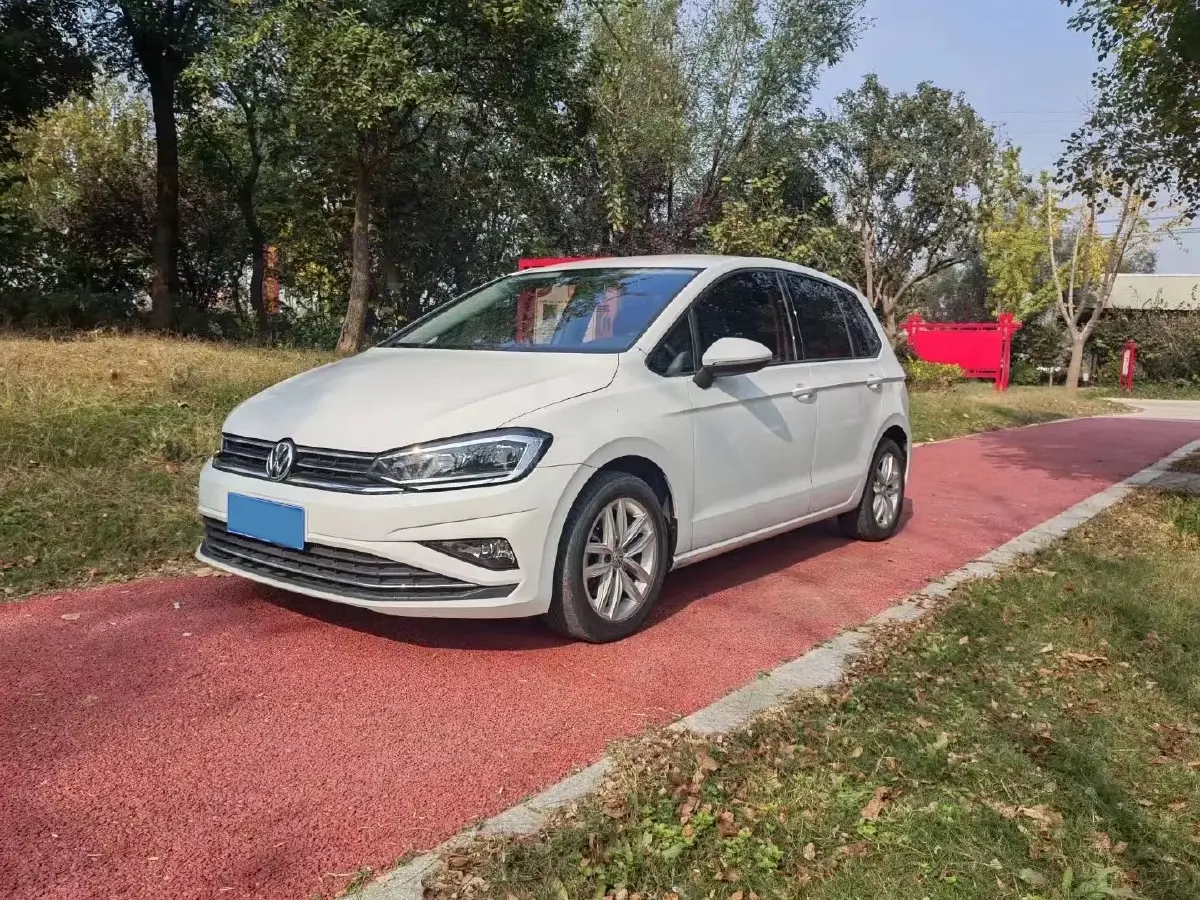 2019 Volkswagen Golf Sportsvan 1.6L 110HP L4 6AT