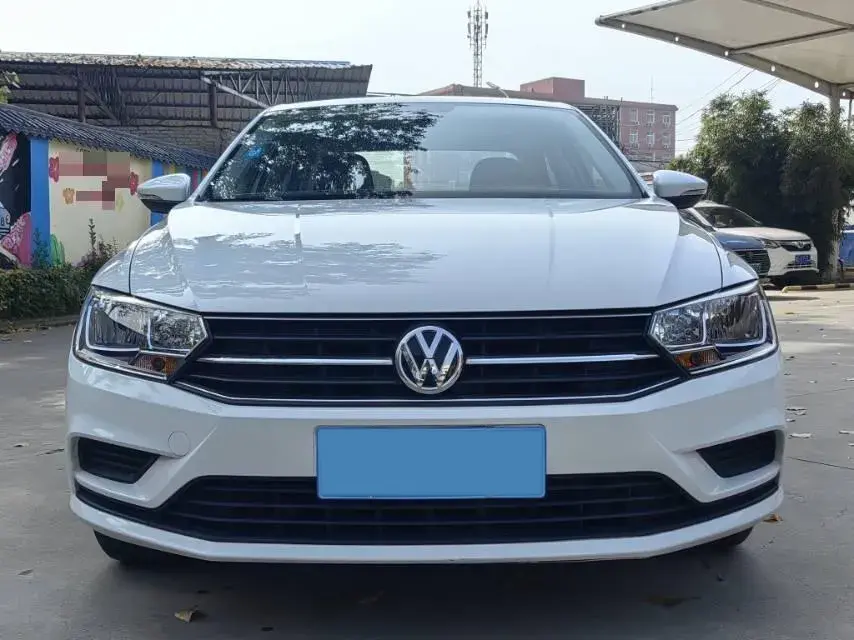 2019 VOLKSWAGEN BORA thumbnail 2