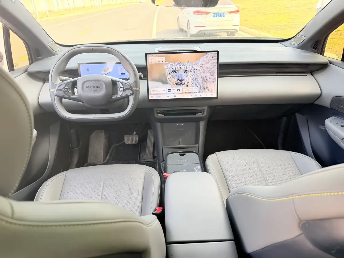 2025 LYNK&CO Z20 BEV 61.47KWH,autocango,china used car exporter,china ev exporter,chinese used car exporter,chinese used ev exporter