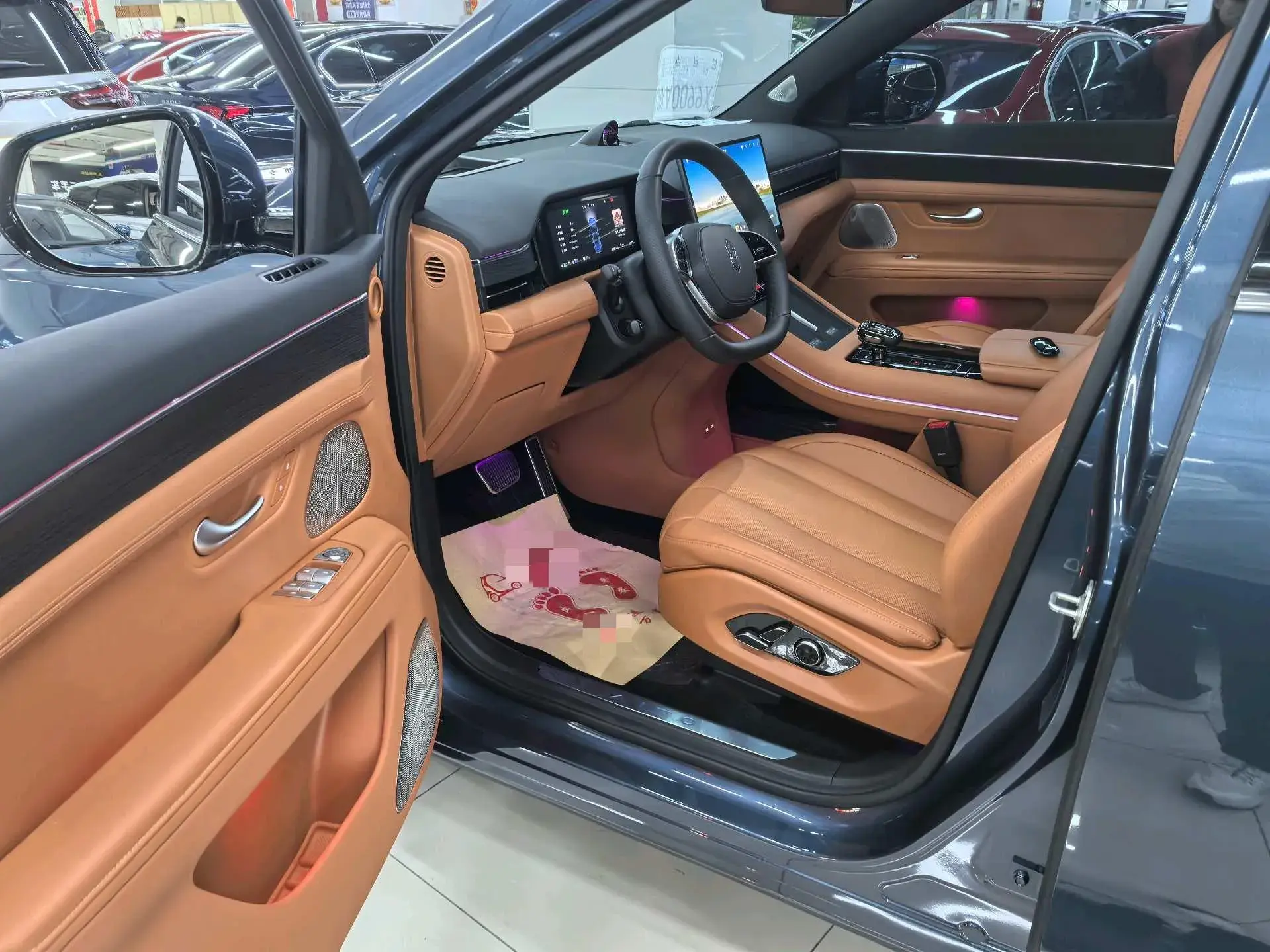 2024 AITO AITO thumbnail 3